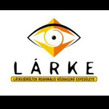 A képen egy szem, illetve a LÁRKE felirat fekete betűkkel és az egyesület neve sárga alapon fekete betűkkel teljes névvel kiírva látható.